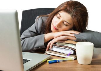 Ngủ trưa nơi công sở