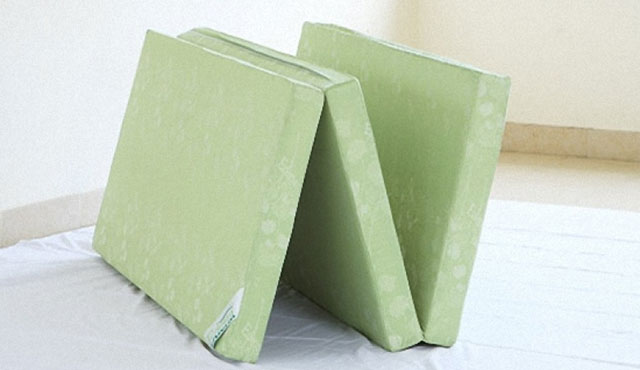 Đệm bông ép Everon 1m8 giá bao nhiêu?